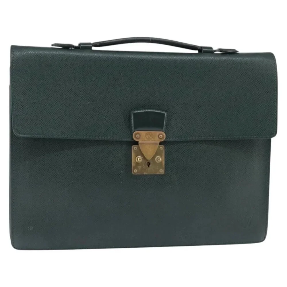 LOUIS VUITTON Taiga ServietteKourad Business Bag Epicea T16786 LV Auth bs30113